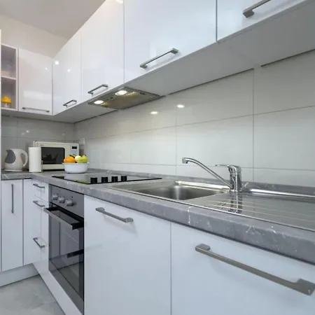 One Bedroom With Terrace And Sea View 4 Vrboska