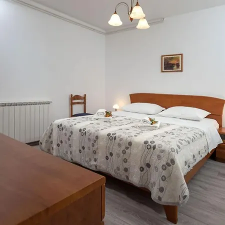 One Bedroom With Terrace And Sea View 4 * Vrboska