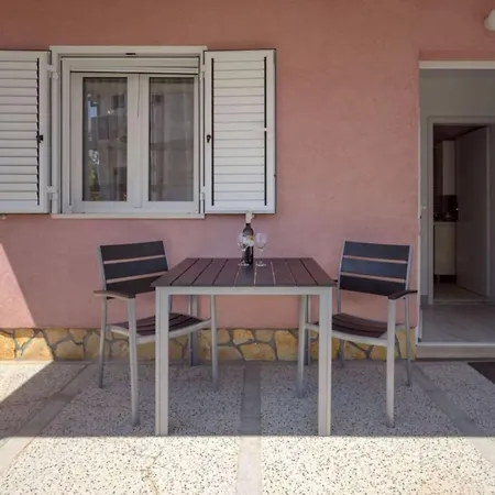 One Bedroom With Terrace And Sea View 4 Lägenhet Vrboska